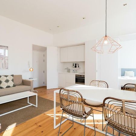 Chiado Cozy Apartments - By Lu Holidays 리스본 외부 사진